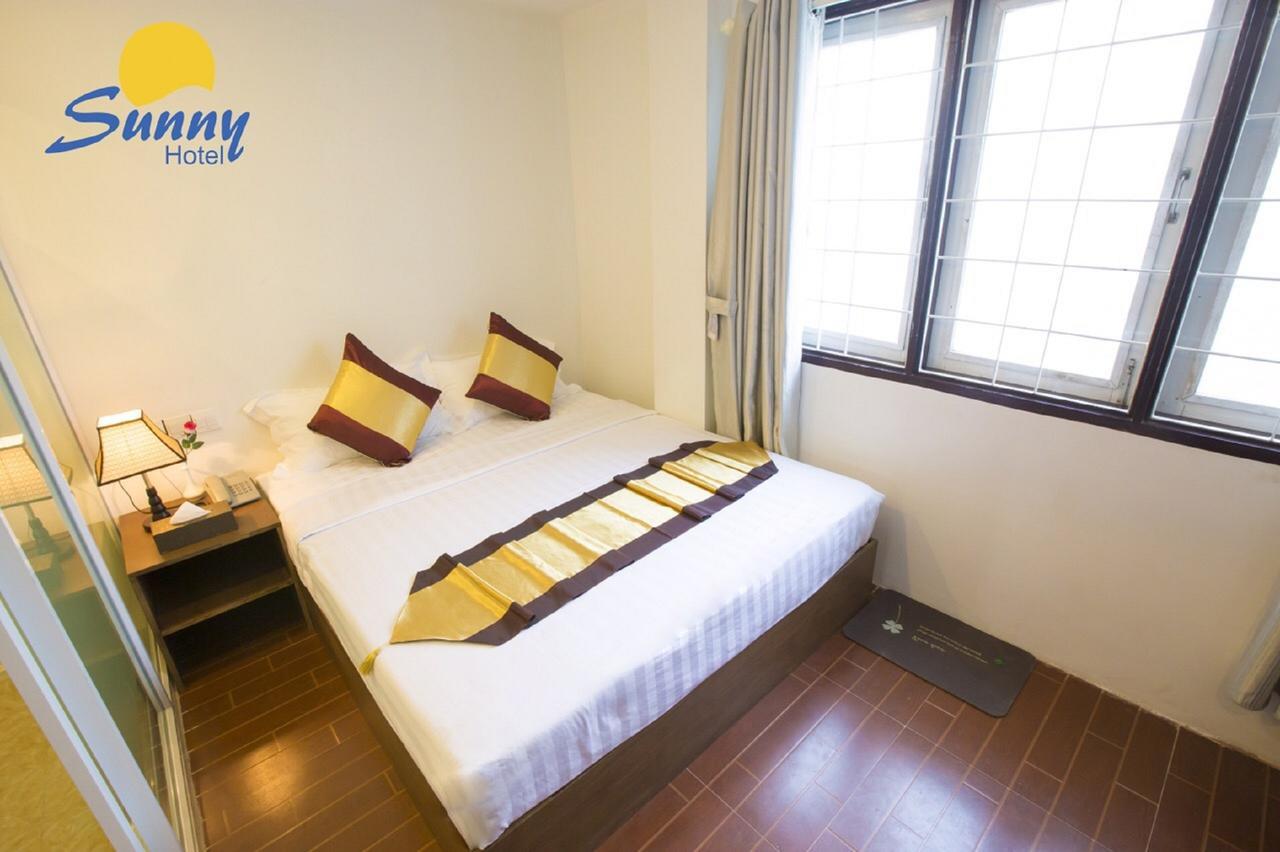 Hotel Sunny Мандалей Екстериор снимка