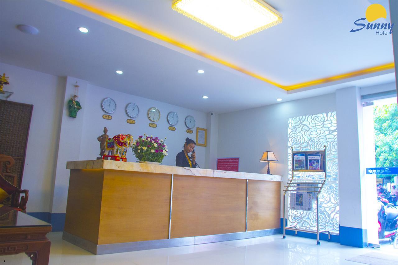 Hotel Sunny Мандалей Екстериор снимка